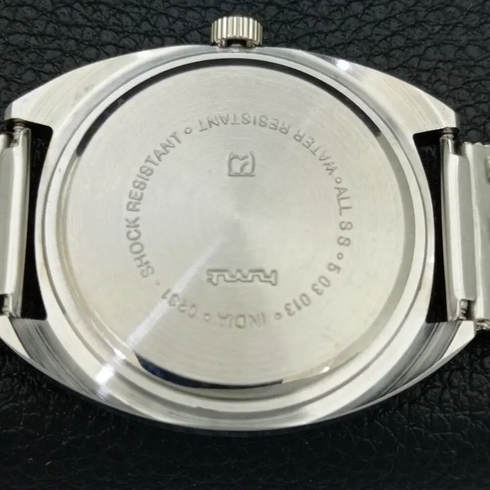 Vintage 1988 HMT Manual Wound Mens Silver Watch & Green accents